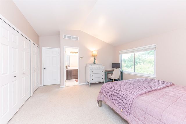 7042 Indian Wells Drive, Ypsilanti, MI 48197