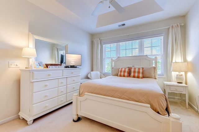 601 Hillside Dr N Apt 3733, North Myrtle Beach, SC 29582