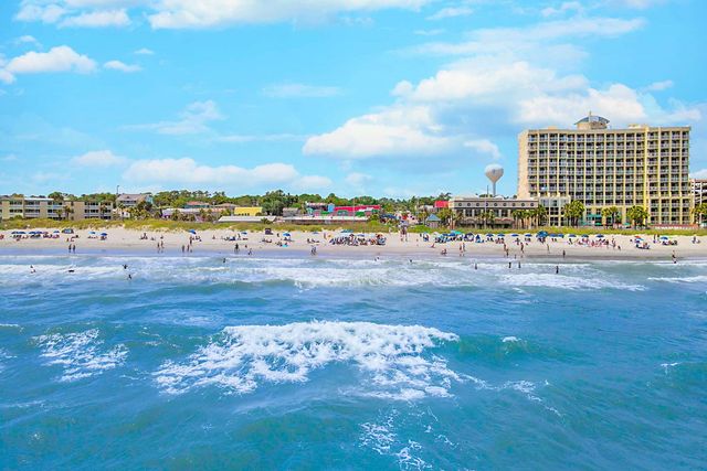 601 Hillside Dr N Apt 3733, North Myrtle Beach, SC 29582