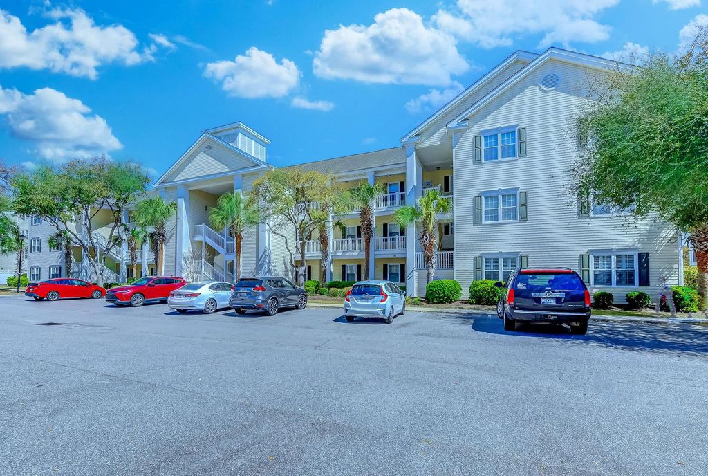 601 Hillside Dr N Apt 3733, North Myrtle Beach, SC 29582
