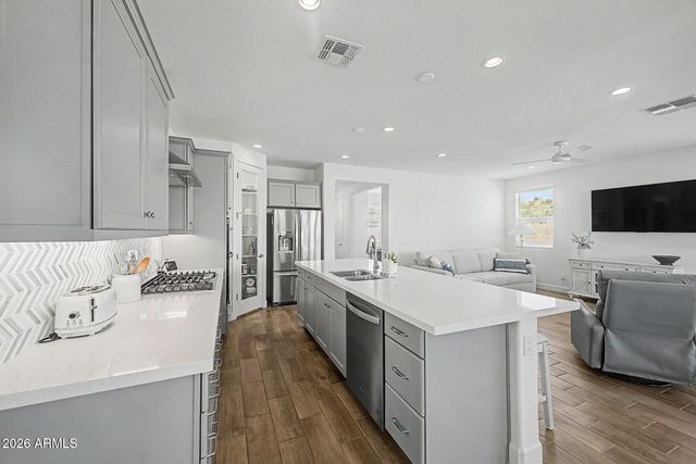 17440 W AUBURN Street, Surprise, AZ 85388