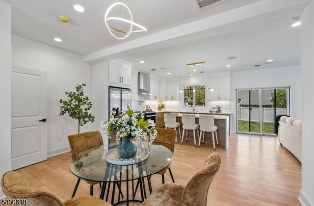 2 29Th St, Fair Lawn Boro, NJ 07410