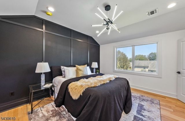 2 29Th St, Fair Lawn Boro, NJ 07410