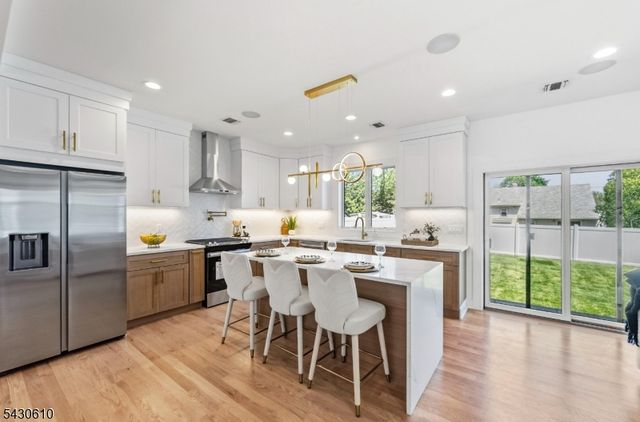 2 29Th St, Fair Lawn Boro, NJ 07410