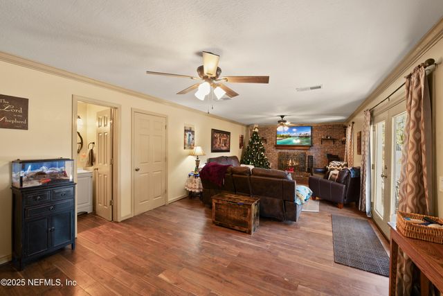 3511 HERMITAGE Road E, Jacksonville, FL 32277