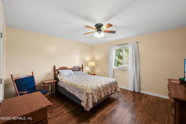 3511 HERMITAGE Road E, Jacksonville, FL 32277