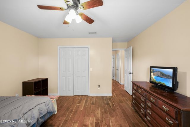 3511 HERMITAGE Road E, Jacksonville, FL 32277