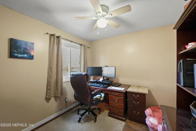 3511 HERMITAGE Road E, Jacksonville, FL 32277