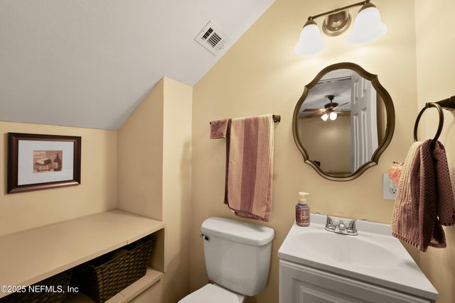 3511 HERMITAGE Road E, Jacksonville, FL 32277