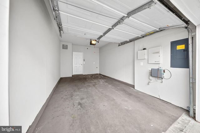 15825 JOHN DISKIN CIR, Woodbridge, VA 22191