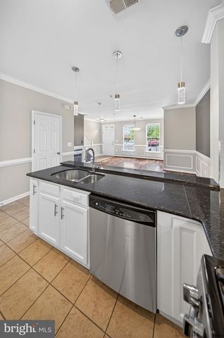 15825 JOHN DISKIN CIR, Woodbridge, VA 22191
