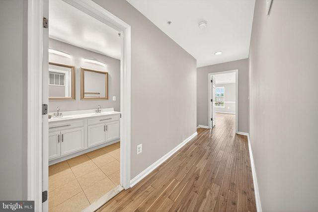 15825 JOHN DISKIN CIR, Woodbridge, VA 22191