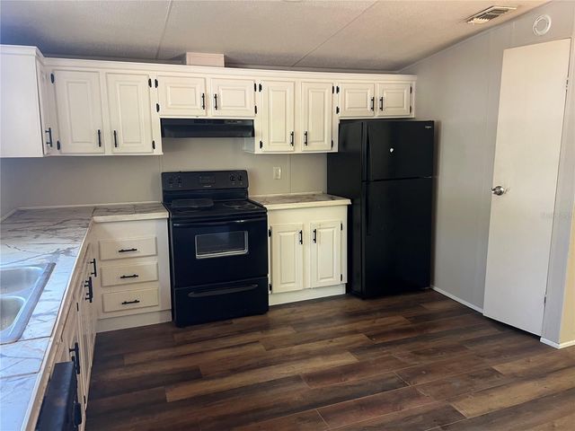 12540 GURNEE AVENUE, New Port Richey, FL 34654