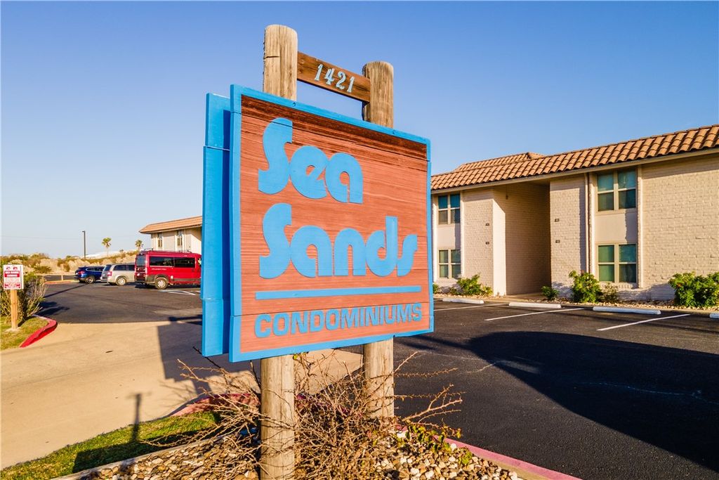 1421 S 11th St 204, Port Aransas, TX 78373 — photo 2