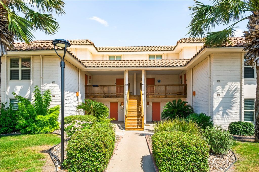 1421 S 11th St 204, Port Aransas, TX 78373 — photo 3