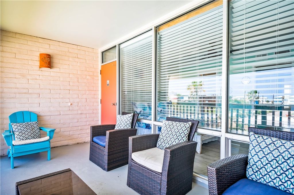 1421 S 11th St 204, Port Aransas, TX 78373 — photo 5