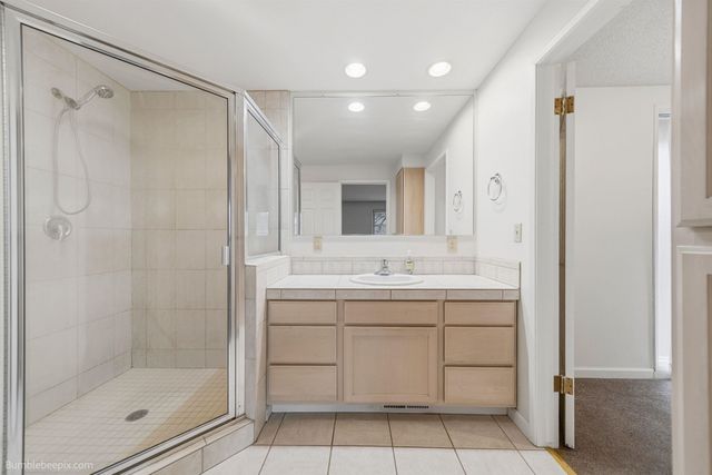 13315 N Emilee Ct, Spokane, WA 99021