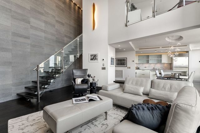 360 Newbury Street 805, Boston, MA 02115