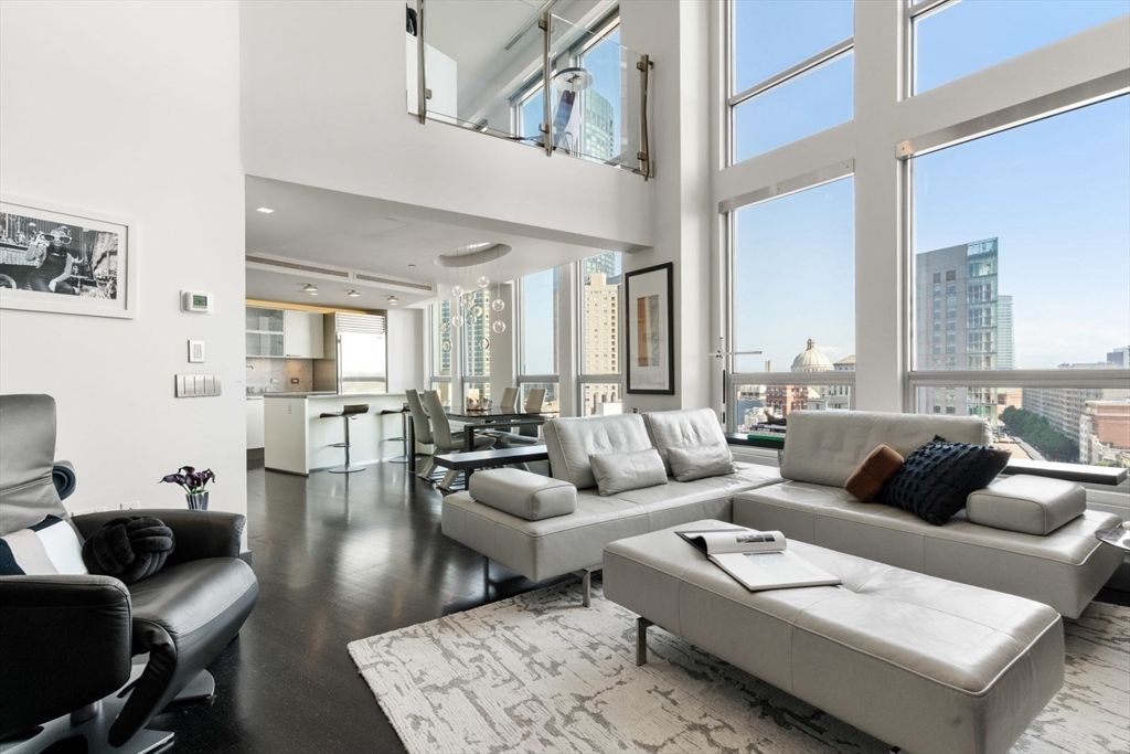 360 Newbury Street 805, Boston, MA 02115