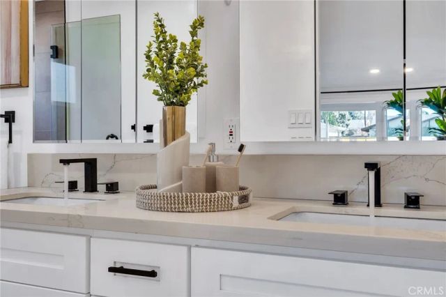 26700 Indian Peak Rd, Rancho Palos Verdes, CA 90275