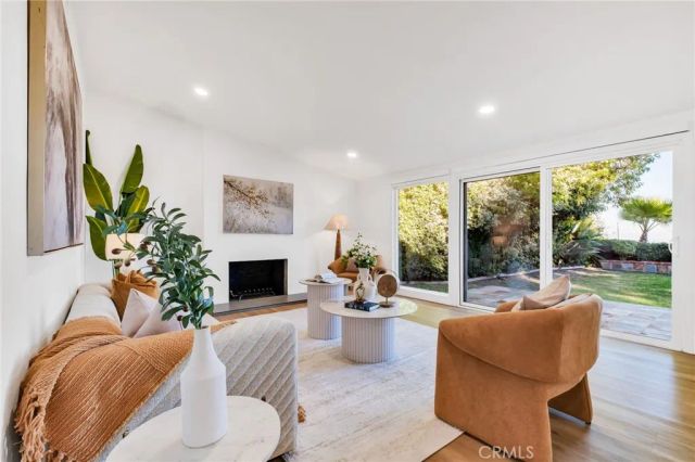 26700 Indian Peak Rd, Rancho Palos Verdes, CA 90275