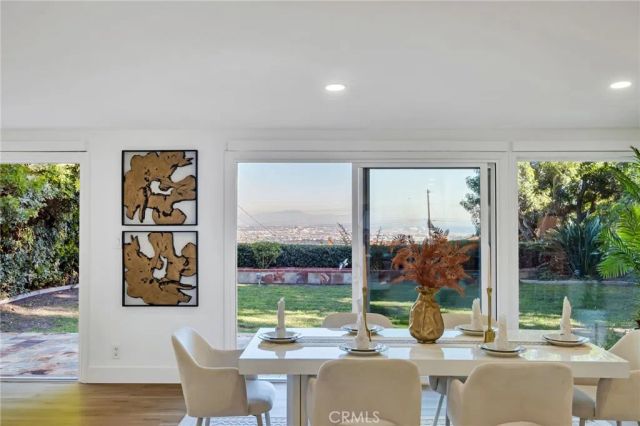 26700 Indian Peak Rd, Rancho Palos Verdes, CA 90275