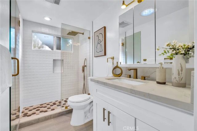 26700 Indian Peak Rd, Rancho Palos Verdes, CA 90275