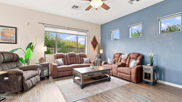 10528 S Coyote Melon Loop, Vail, AZ 85641