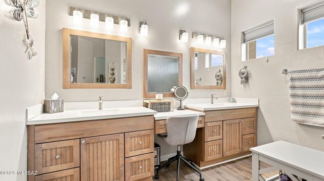 10528 S Coyote Melon Loop, Vail, AZ 85641
