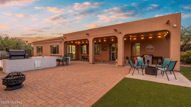 10528 S Coyote Melon Loop, Vail, AZ 85641