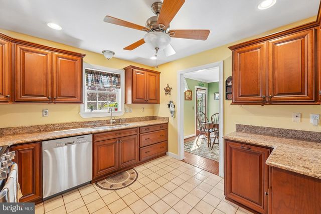 739 ASH RD, Trappe, PA 19426
