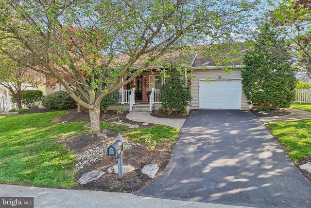 739 ASH RD, Trappe, PA 19426