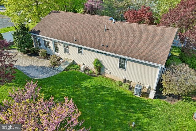 739 ASH RD, Trappe, PA 19426