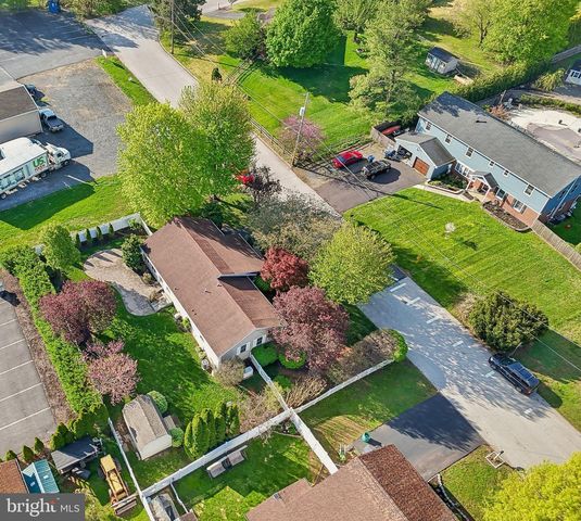 739 ASH RD, Trappe, PA 19426