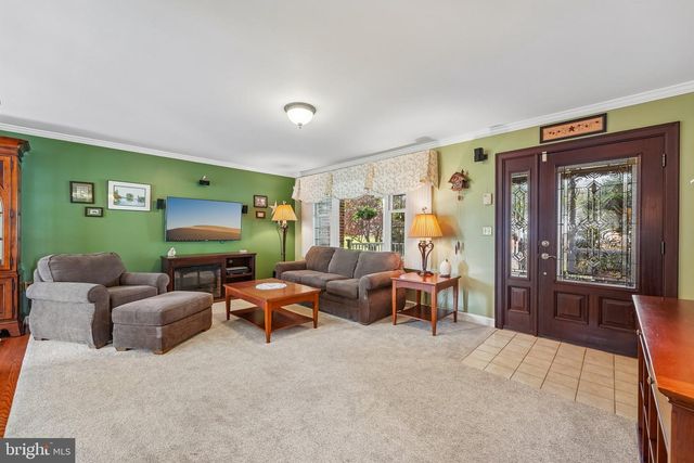 739 ASH RD, Trappe, PA 19426