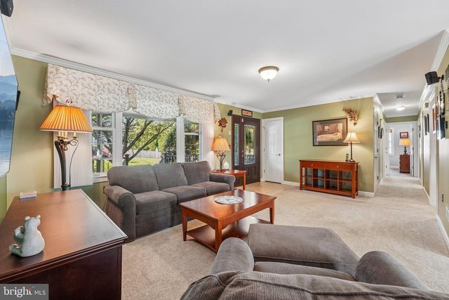 739 ASH RD, Trappe, PA 19426