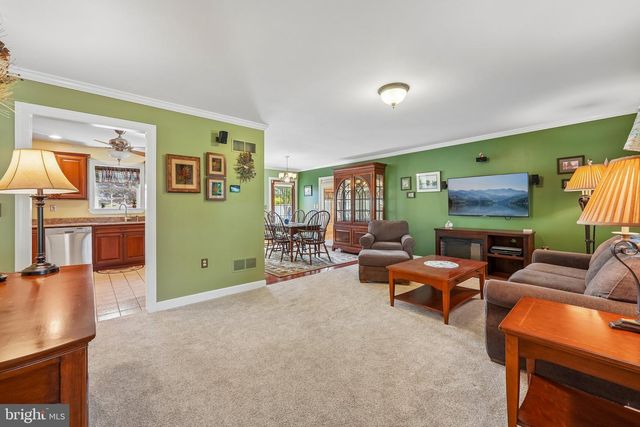 739 ASH RD, Trappe, PA 19426