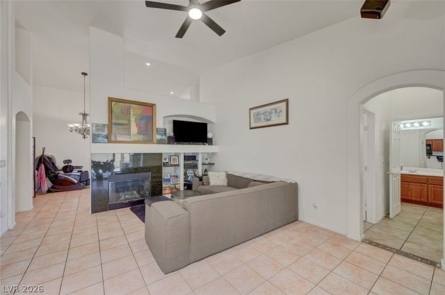 9195 Dawn Garden, Las Vegas, NV 89147