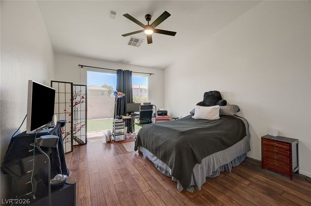 9195 Dawn Garden, Las Vegas, NV 89147