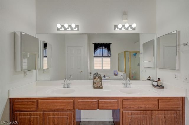 9195 Dawn Garden, Las Vegas, NV 89147