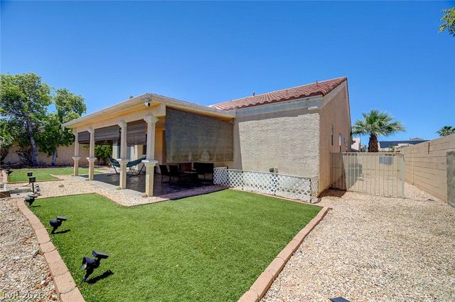 9195 Dawn Garden, Las Vegas, NV 89147