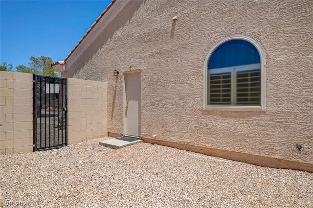 9195 Dawn Garden, Las Vegas, NV 89147