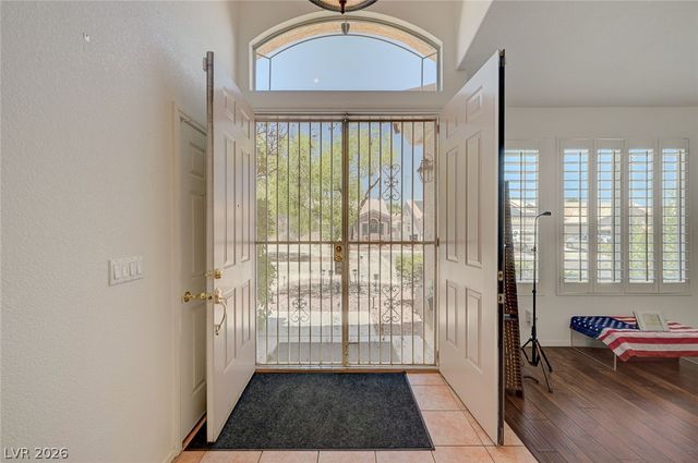 9195 Dawn Garden, Las Vegas, NV 89147