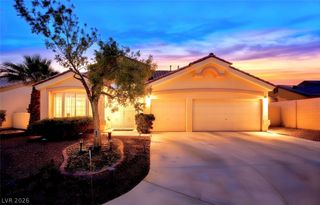 9195 Dawn Garden, Las Vegas, NV 89147