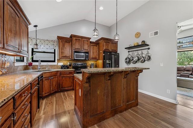 1205 Ridge Tree Lane, Pleasant Hill, MO 64080