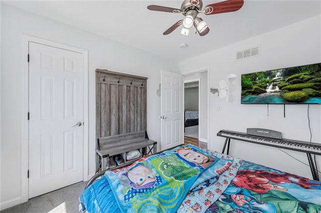 1205 Ridge Tree Lane, Pleasant Hill, MO 64080