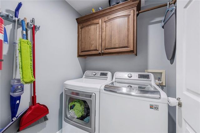 1205 Ridge Tree Lane, Pleasant Hill, MO 64080
