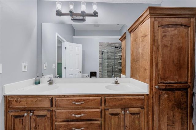 1205 Ridge Tree Lane, Pleasant Hill, MO 64080