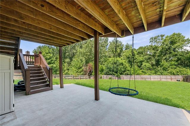 1205 Ridge Tree Lane, Pleasant Hill, MO 64080