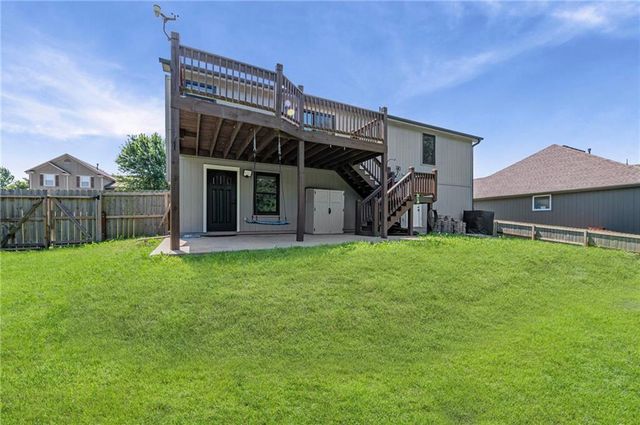 1205 Ridge Tree Lane, Pleasant Hill, MO 64080